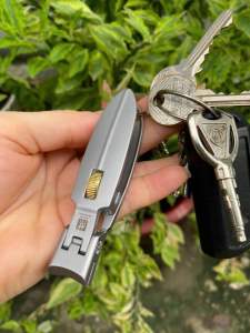 Bấm móng tay Đức có lỗ treo móc khoá