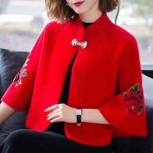 Autumn Winter Short Womens Cardigan Coat Fake Otter Fur Cowl Neck Design Cheongsam Shawl Elegant Korean Style Knitted Sweater