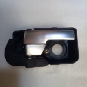 Tay mở cửa trong  Ford Mondeo 2001 - 2006