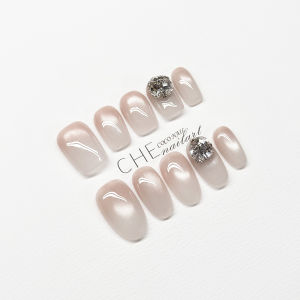 2025 New Handmade Gradient Cat Eye Nail Wearable False Nails White Enhancing Ice Cube Diamond Premium Feeling 623
