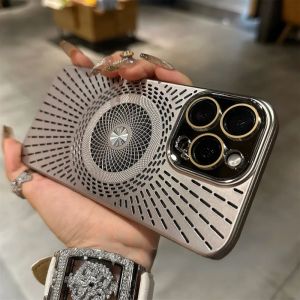 HEXDRAGON เคสการระบายอากาศชุบสีโลหะฝาครอบเลนส์กล้องคริสตัลตะแกรงหลังแบบตาข่ายสำหรับ iPhone 15 13 14 12 Pro Max เคสกรณีโทรศัพท์มือถือความร้อนกันกระแทก