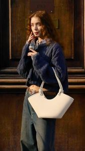 JAM Picnic MUVA กระเป๋าสะพายข้าง หนังวัว ทรงตะกร้าปิกนิก