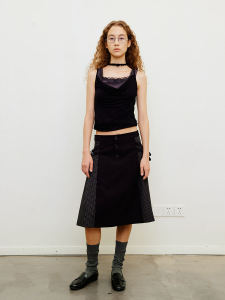 NEVERSEEZ Double-Layer Spliced Stand Collar Vest with Adjustable Straps Cotton Polyurethane Elastane Material for Women