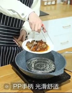 Home Kitchen Supplies: Stainless Steel Bowl Clip Wave Tooth Type Universal Anti Scalding Holder