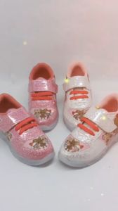 Sepatu Sneakers Lampu LED Anak usia 1 2 3 4 5 6 tahun Motif LOL / Sepatu Kets Perekat Anak Balita Cewek LOL Surprise / Sepatu MENYALA Anak Perempuan Fashion Sport / Sepatu Baby Casual Wanita Sol Menyala / Sepatu Running Anak Murah Model Terbaru