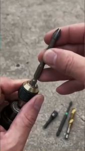 Đầu chuyển đổi Giữ Mũi Khoan Nhả Nhanh chuôi Lục Giác 1/4" 60mm Đầu kẹp máy khoan siết bulong vít LK247