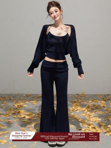 THROUS | Bộ Áo Blouse Tay Dài Elegance và Quần Dài Phối Đôi