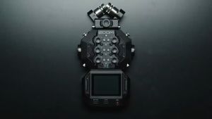 Zoom H8 เครื่องบันทึกเสียง 8-Track Recorder เป็นทั้ง 6 ไฟเลเบนด์ ร่วมกัน มิกซ์เซอร์ 6 ประสิทธิภาพ รับประกัน 1 ปี