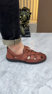 Sepatu Pria Hitam Kerja Formal Anti Slip Nyaman dan Fleksib Sepatu Kerja Anti Panas