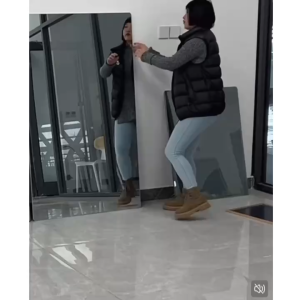 Lucky🐱(กระจกแตก ยินดีคืนเงิน)กระจกแขวน/ติดผนัง กระจกห้องน้ำ แบบสี่เหลี่ยม ภาพคมชัดไม่หลอกตา ติดตั้งได้ทั้งแนวนอนและแนวตั้ง ไม่ต้องเจาะผนัง