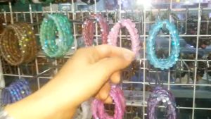 Vòng tay chuỗi hạt mặt trăng lấp lánh nhiều màu