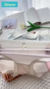 Catherine กางเกงใน กางเกงในผู้หญิง เรียบเนียน นุ่มลื่นเย็น ยืดเยอะไม่บาดขา