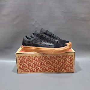 SEPATU VANS21 OLD SKOOL VAULT OG HITAM POLOS SOL GUM KANVAS 36-43