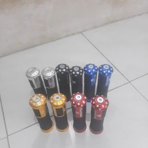 Grip Handfat Handgrip Motor Monster Beat Scoopy Vario 110 125 150 160 Supra X 125 Revo Blade Nmax 155 Aerox Lexi Mio Sporty M3 Soul Gt J Jupiter Z MX 135 MX King150 R15 Vega R ZR Edge Kaze R Ninja 150 RR SS R Satria FU 150 Smash Shogun DLL