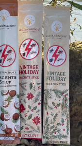 1 Pack (30 Sticks) Golden Inscents International Vintage Holiday Sweet Clove Scent Fly Repellent & Mosquito Killer Incense Sticks (Pamatay Lamok) for Indoor and Outdoor