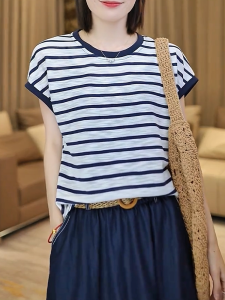 QINGNAER | Slimming Colorblock Striped Loose T-Shirt