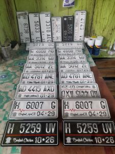 Plat Nomor Akrilik
