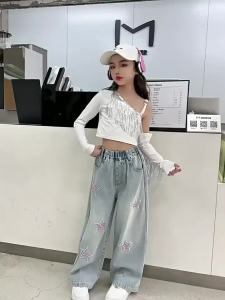 Ripped & Baggy Jeans for Kids: New Styles & Trends for 2025