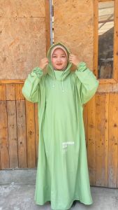 Jas Hujan Gamis Muslimah Ponco Syari Zipper & Non Zipper Dewasa Bahan Kuat Dan Tebal PVC 0.18  Terdapat HoodieTersedia Warna Yang Lucu Dan Elegan Tahan Air Tahan Angin Warnanya Soft Model yang Kekinian Muat Tas 30 Liter