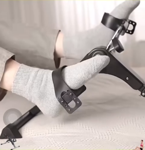 Xe Đạp Mini Tập Luyện Cơ Chân Tay Bàn Đạp Tập Chân Dành Cho Người Già Người Biến