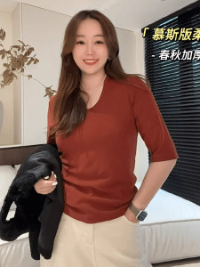 plus Size Knitted Short Sleeve T-Shirt U-Neck Regular Fit Korean Style Creative Pattern Summer Autumn for plus Size Women