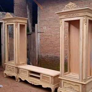 Almari pajangan mewah kayu jati