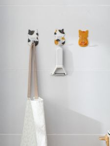 Strong Adhesive Hook No Drilling Needed for Clothes Storage in Kitchen Bathroom Wall Mounted Traceless for Household Use