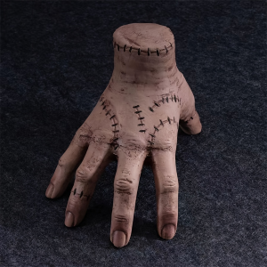 Halloween Horror Props Broken Hands Horror Wednesday Thing Hand Toy Figurine Home Decor Desktop Crafts Party Costume Prop