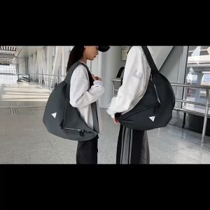 Large Dumpling Shoulder Sling Bag for Men and Women Korean Fashion Simply Waterproof Casual Bags