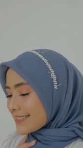 SEGI EMPAT MANIK SWAROVSKI LASSERCUT BAHAN BELLA BY ULYA