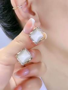 Square Silver Needle Earrings Womens Fashion Jewelry Cats Eye Stone Block Ear Studs Business OL Style Fresh out New