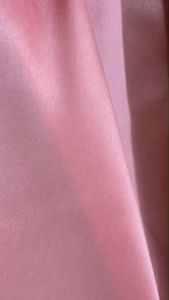 ผ้าเมตร ผ้าไหมอิตาลี ผ้าไหมจิตรลดา ผ้าไหมเทียม ผ้าไหมสังเคราะห์ สีพื้น หน้ากว้าง 60 นิ้ว หน่วยขายเป็นเมตร