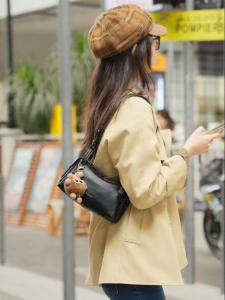 Somay | Versatile Commuter Crossbody Bag Pillow Design