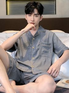 ผู้ชาย ฤดูร้อน ชุดนอน แขนสั้นบาง ผ้าฝ้าย ผ้าไหม หลวม ชุดอยู่บ้านสบาย ระบายอากาศได้ดี น้ำหนักเบา ชุดราตรี