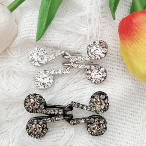หัวเข็มขัดประดับเพชรเนื้อโลหะผสมสุดหรูสำหรับตกแต่งรองเท้าและหมวก สไตล์ไฮเอนด์