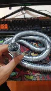 SELANG SPIRAL FLEKSIBEL PELINDUNG SELANG GAS SATU METER SETENGAH SELONGSONG SELANG GAS LPG MURAH COD