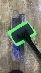 Chổi lau kính ô tô kính cửa nhà cầm tay đa năng chống xước nhỏ gọn dễ sử dụng