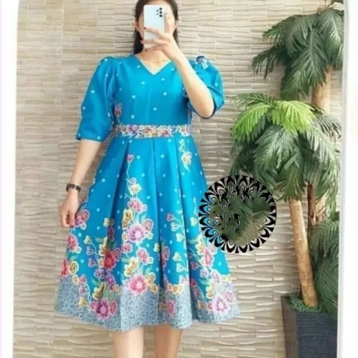 DRESS BATIK CANTIK DAN ELEGAN DRESS BATIK PESTA MODERN ATASAN DRESS BATIK  MEWAH DRESS BATIK IMLEK 2023