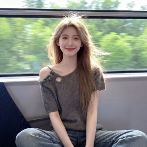 DUOFEIYAN | Gray Lace-up Off-shoulder Short Sleeve T-shirt