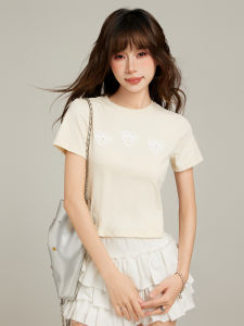 Áo Thun Tay Ngắn Màu Trắng Ngọt Ngào Cay Nồng Thiết Kế Ôm Vừa Vặn Mùa Hè Cổ Tròn Tay Ngắn Ren Trái Tim Vai Áo Thun Nữ