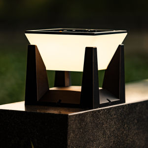 Outdoor Solar Post Light LED Pillar Lights Auto On/Off Sensor Lawn Lamp Square Cornucopia Lights Waterproof Courtyard Garden Lighting