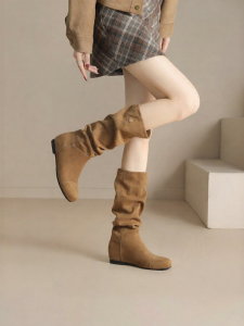 Josiny | Womens Flat Padded High Knight Boots