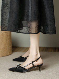 รองเท้าแตะส้นสูงแบบสวมหัวผูกโบว์สีดำสำหรับผู้หญิง รองเท้าแตะส้นบางสไตล์ฝรั่งเศส รองเท้าแตะแบบสวมหัวสุดเก๋สำหรับฤดูร้อน