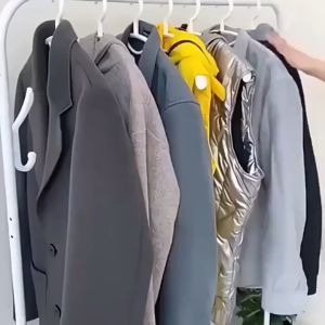 Bayar Di Tempat - Cover Baju Transparan / Cover Baju Anti Debu dan Jamur / Pelindung Baju Bahan PEVA