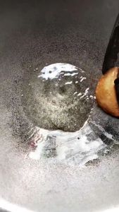 ชีสยืดดดด เกี้ยวโฮมเมด สอดไส้แป้งบางกรอบ กัดตรงไหนก็เจอชีส โดนใจคอชีสสส