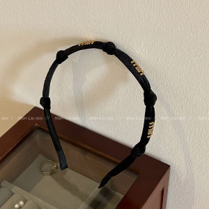 Black Letter Hairband Womens New 2025 Elegant High Forehead Hair Clip Headband High End Pressed Hair Headwear Fashionable Hair Accessories