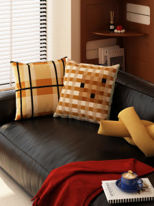 หมอนสี่เหลี่ยมลายทางสีน้ำตาล หมอนรองนั่งโซฟาสไตล์อเมริกัน หมอนรองนั่งห้องนอน หมอนรองนั่งหน้าต่างสไตล์วินเทจ