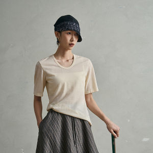 Elegant Ethnic Embroidery U-neck Regular-shoulder Women T-shirt
