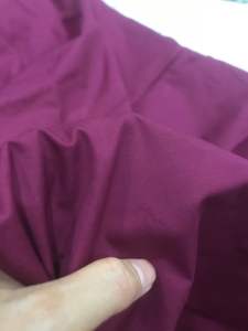 Vải kate màu đỏ nho dày vừa mềm mại (khổ 1m5)may đầm váy áo sơ mi áo kiểu thời trang