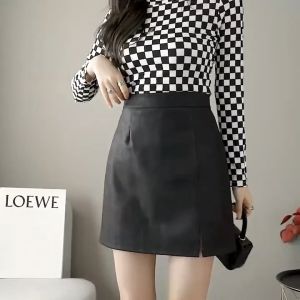 Womens Spring and Autumn Small Leather Skirt Unique and Charming Half Length Skirt High Waist Slim A-line Wrapped Hip Split Black Short Skirt